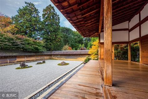 日式庭院石頭|京都世界遺產 龍安寺 枯山水石庭園～賞櫻紅葉名所，。